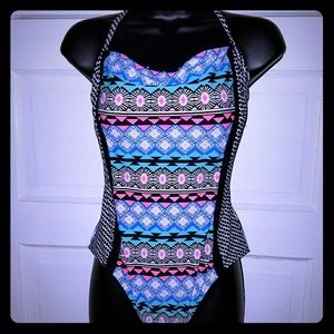 Super Fun Old Navy Swim Suit Size Medium